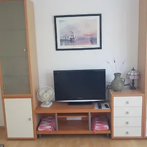 Zimmer 2 Nahe Thoraxklinik Mit Gemeinschaftsbad Und Gemeinschaftsküche Privatunterkunft Heidelberg