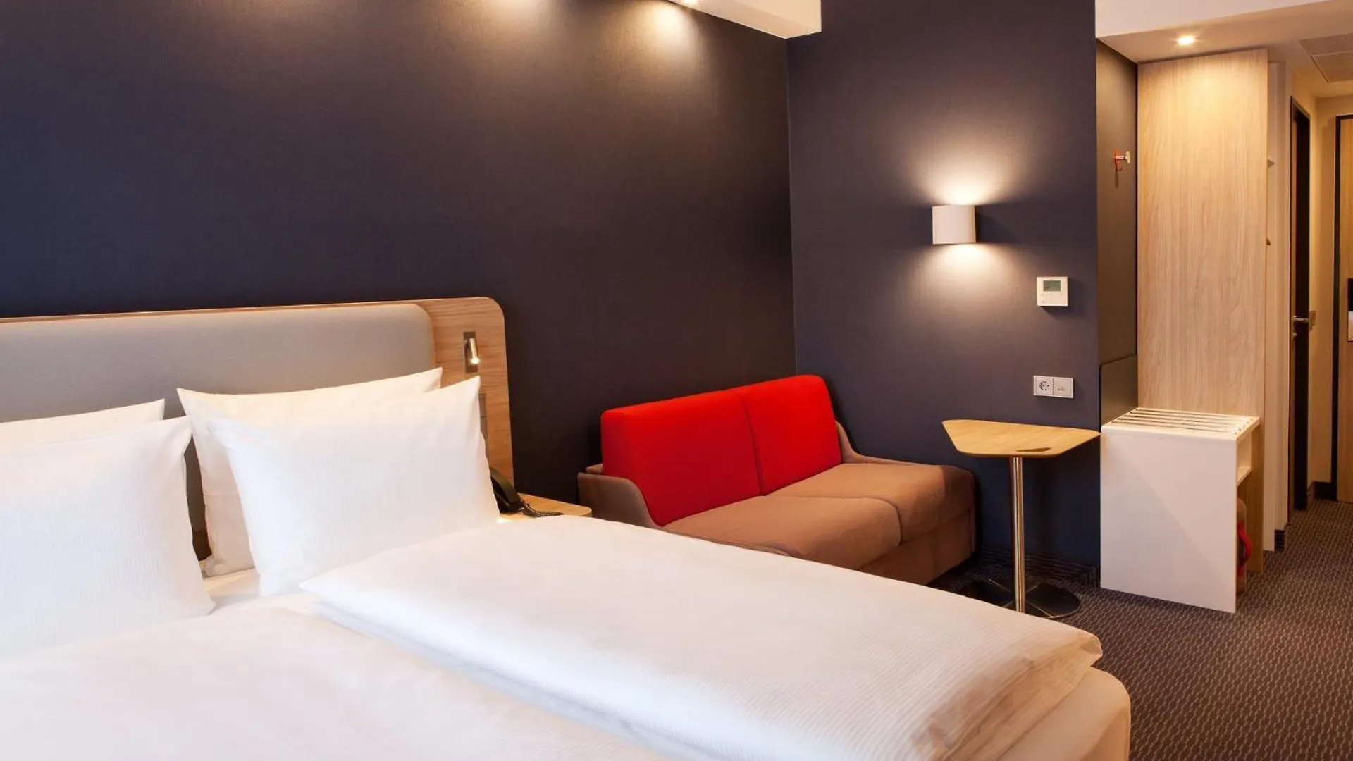 Hotel Holiday Inn Express - Duesseldorf Airport
