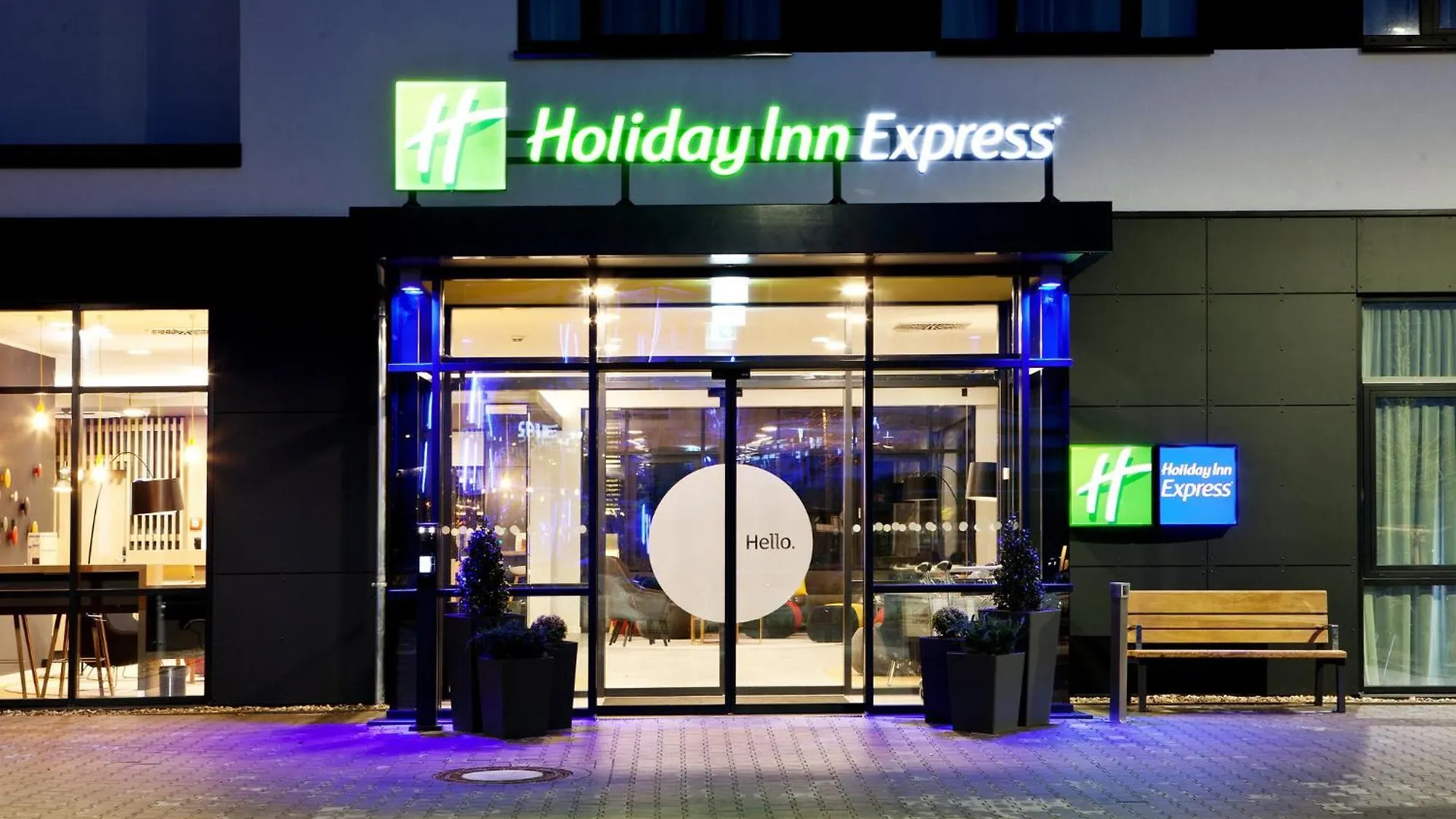 Holiday Inn Express - Duesseldorf Airport Hotel Dusseldorf